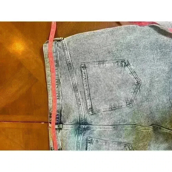 Old Navy higher rise high rise flare jeans size 22w in excellent condition - Picture 7 of 7